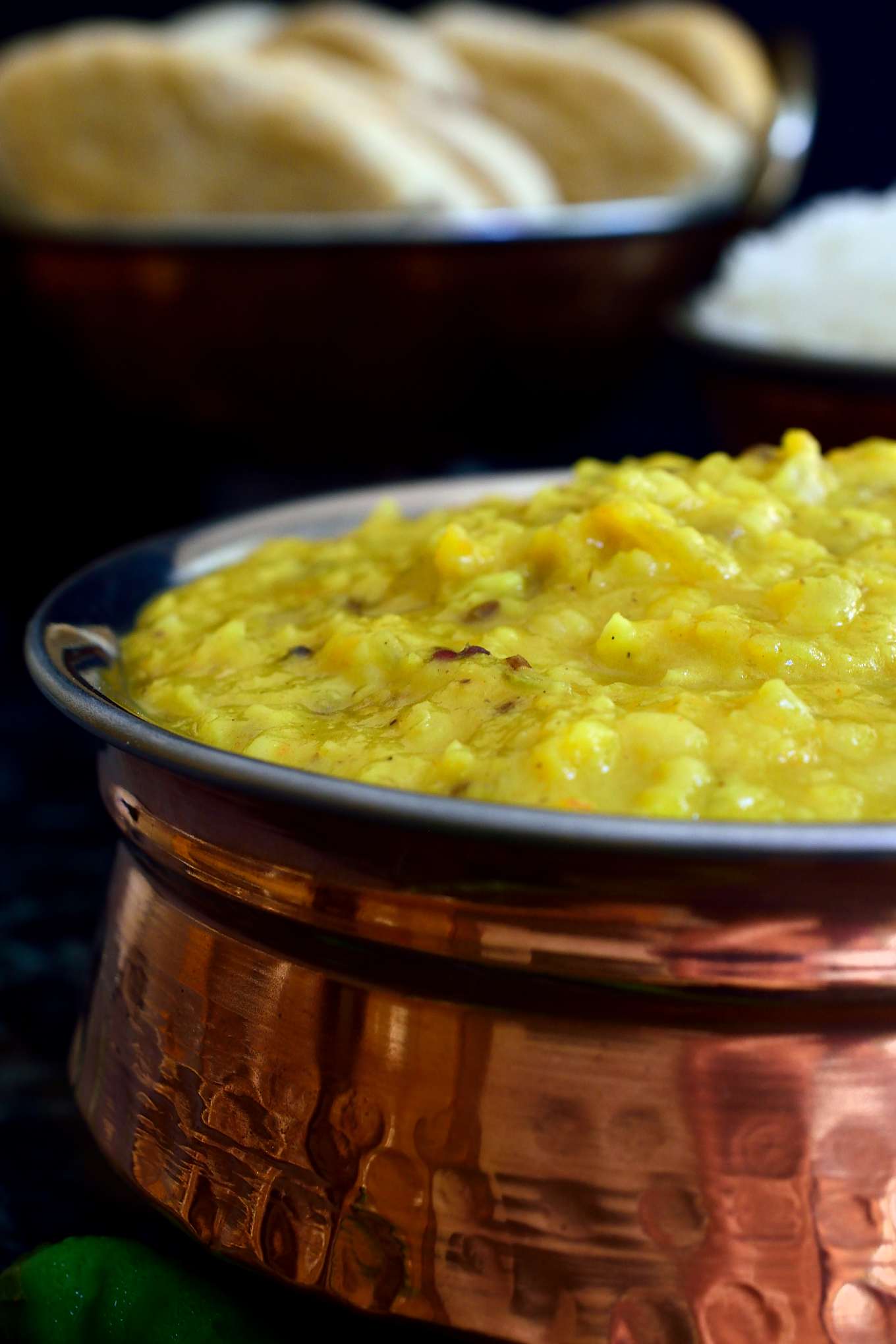 This easy vegan dal only takes 10 minutes of prep time and is great for a quick weeknight dinner on a brisk autumn evening. Serve with flat bread and rice and you’ve got yourself a satisfying fiber- and protein-rich dish that will definitely fill you up!