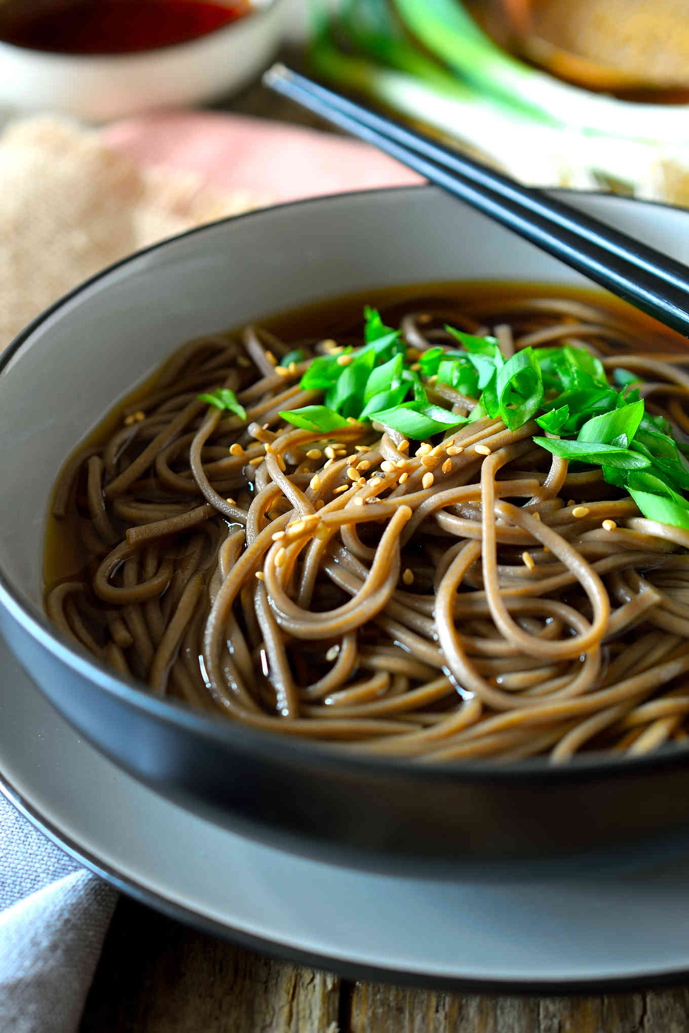 You don’t need to wait until New Year’s Eve to make this delicious toshikoshi soba recipe. This dish is extremely easy to make with just a simple and wonderful umami broth and nutty soba noodles. Sprinkle over some sesame seeds and chopped green onion for a bit of colour and crunch and you’ve got a lip-smacking, steaming bowl of soba noodle soup.